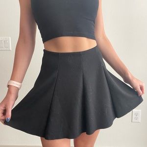BLACK SKATER SKIRT
